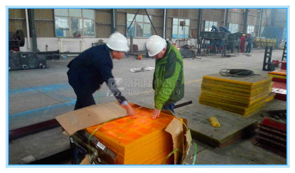 11��13������͑��¡�Ѕ��^ϴɰ����һ�w�C(j��)�O(sh��)��